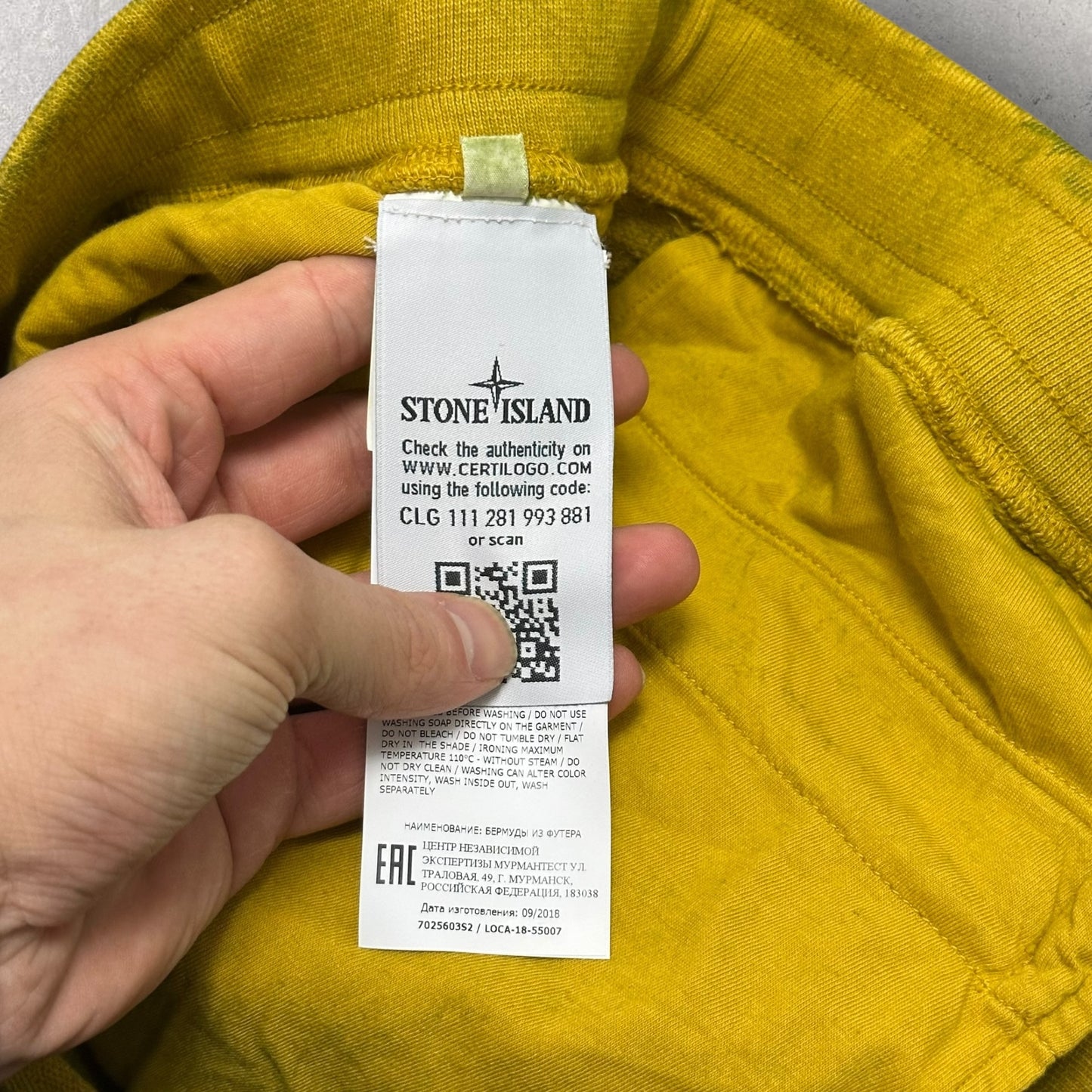 Stone Island X Supreme Dust Treatment Shorts (L 34-36)